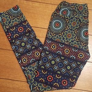 NWT Lularoe OS leggings
